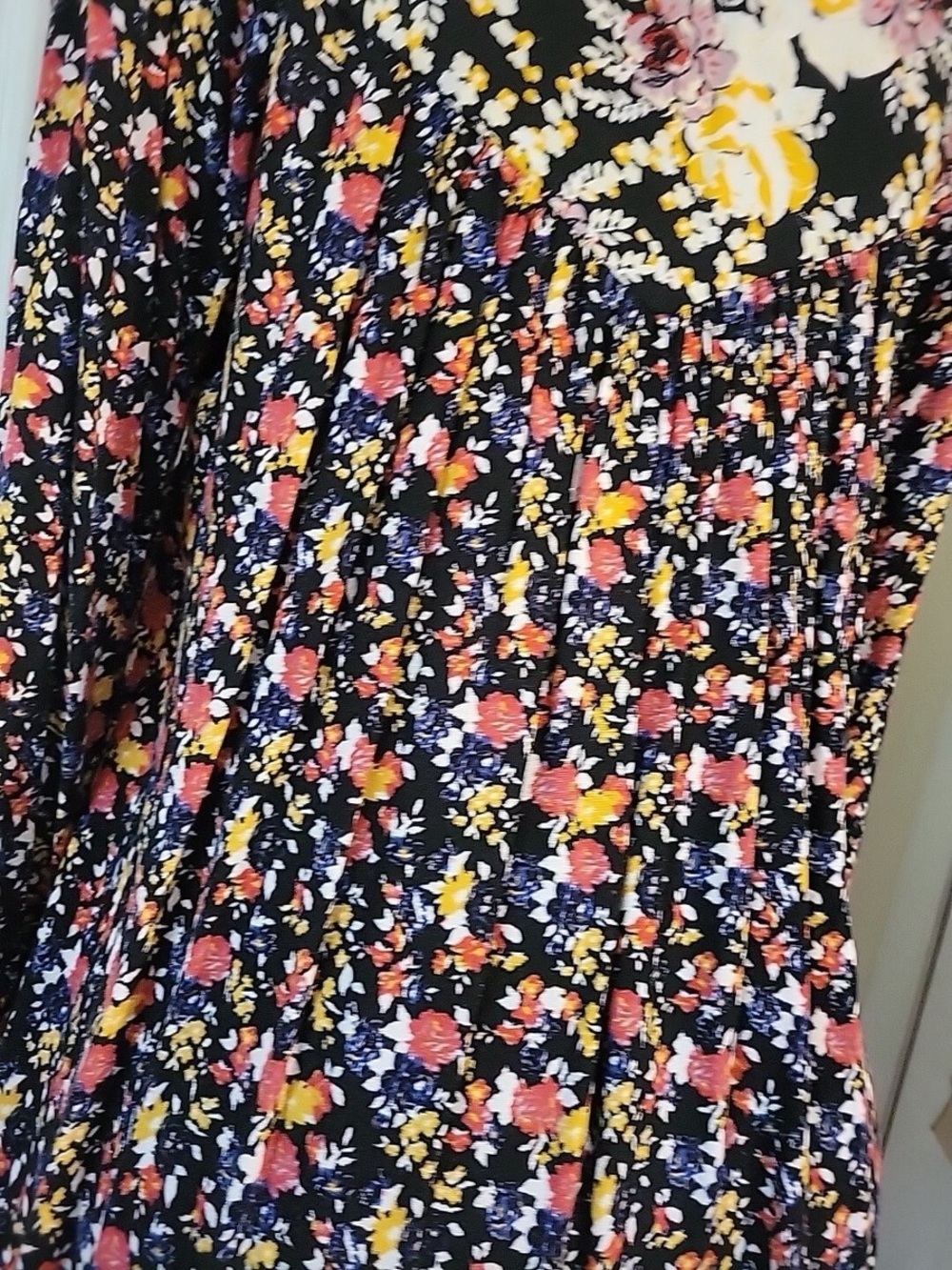 Free People Wildflower Fields Henley Tunic Top - Picture 9 of 9
